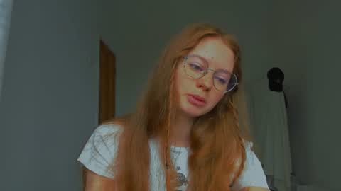 Snapshot of fire_luna chatting on 29, 7, 2026 fire_luna online show from 29, 7, 2026
