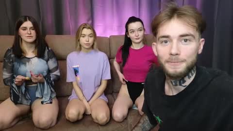 ALICESTEVEVECTOR pvt open  online show from 4, 12, 2024