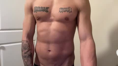 Snapshot of fithornyandtatted chatting on 15, 1, 2025 fithornyandtatted online show from 15, 1, 2025