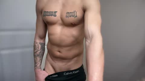 Snapshot of fithornyandtatted chatting on 17, 2, 2026 fithornyandtatted online show from 17, 2, 2026