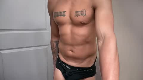 Snapshot of fithornyandtatted chatting on 5, 3, 2026 fithornyandtatted online show from 5, 3, 2026