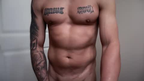 Snapshot of fithornyandtatted chatting on 28, 5, 2026 fithornyandtatted online show from 28, 5, 2026