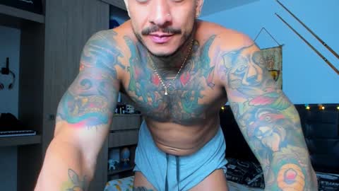 Snapshot of fitnolan chatting on 31, 1, 2025 Elias Valencia online show from 31, 1, 2025