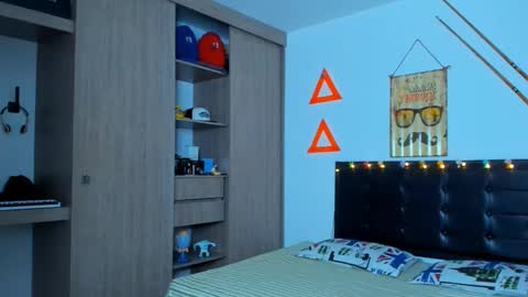 Snapshot of fitnolan chatting on 15, 2, 2025 Elias Valencia online show from 15, 2, 2025