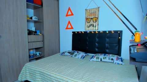 Snapshot of fitnolan chatting on 16, 2, 2025 Elias Valencia online show from 16, 2, 2025