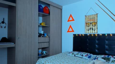 Snapshot of fitnolan chatting on 21, 2, 2025 Elias Valencia online show from 21, 2, 2025