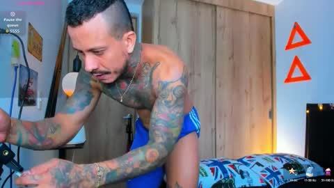 Snapshot of fitnolan chatting on 13, 11, 2025 Elias Valencia online show from 13, 11, 2025