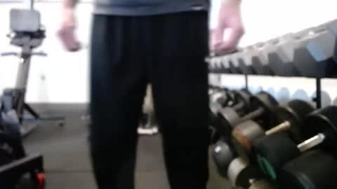 Snapshot of fitshow75 chatting on 16, 12, 2024 Links in Bio below online show from 16, 12, 2024