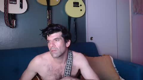 Flannel Dong online show from 23, 9, 2025