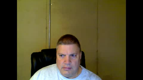 Snapshot of fletch32 chatting on 16, 2, 2025 jd online show from 16, 2, 2025