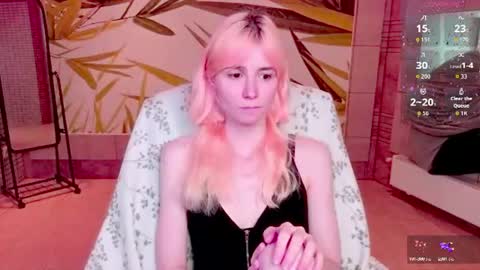 Snapshot of fleximona chatting on 17, 7, 2026 FlexiMona online show from 17, 7, 2026