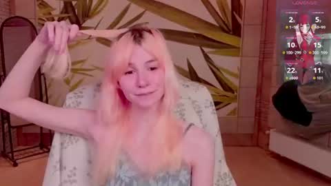 Snapshot of fleximona chatting on 25, 7, 2026 FlexiMona online show from 25, 7, 2026