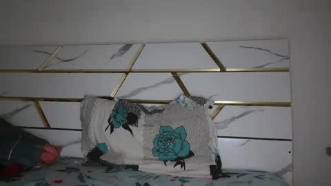 Snapshot of flirtsxxx chatting on 6, 2, 2025 flirtsxxx online show from 6, 2, 2025