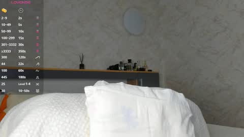 Emely  online show from 27, 3, 2026