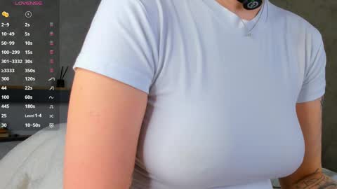 Emely  online show from 31, 3, 2026