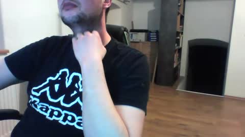 flocki1994 online show from 9, 2, 2025