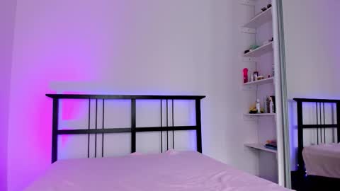 Flora online show from 9, 2, 2026