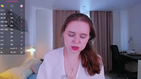 Snapshot of flora_fiore chatting on 27, 6, 2026 Hayley I WILL COME BACK ON MAY 27TH 6pm UTC online show from 27, 6, 2026