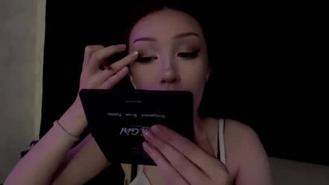 Snapshot of florinebolevice chatting on 29, 5, 2026 Lucy online show from 29, 5, 2026