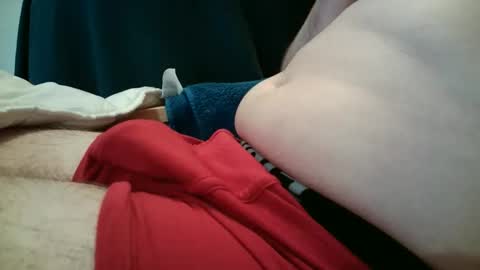 Snapshot of flow2105 chatting on 2, 11, 2025 flow2105 online show from 2, 11, 2025