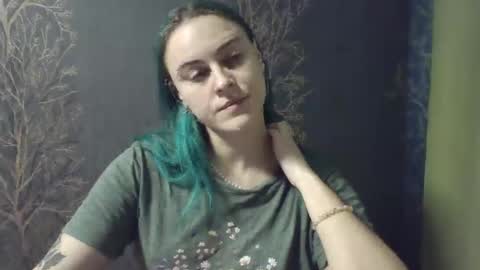 Snapshot of flower_bluee chatting on 8, 1, 2026 Ambika 3 online show from 8, 1, 2026