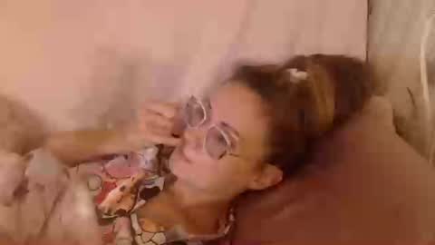 say meow and send tip  online show from 28, 7, 2026