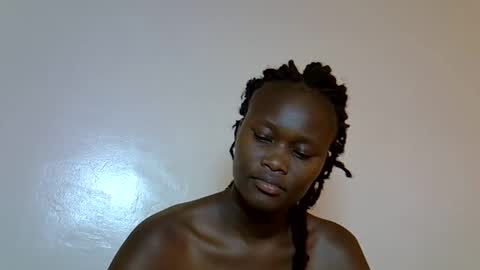 flowerdiva002 online show from 26, 11, 2025