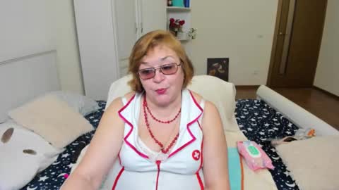 Flowerlower online show from 1, 3, 2026