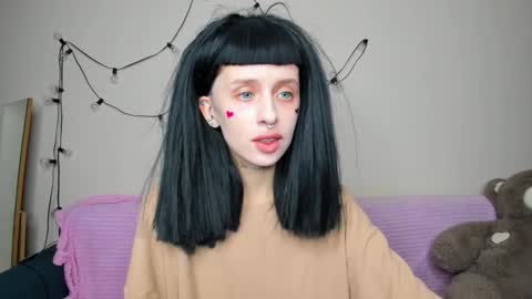 Snapshot of flowerofsin2001 chatting on 1, 10, 2025 Flower online show from 1, 10, 2025