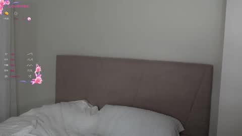 Adeline online show from 15, 2, 2026