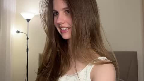 Snapshot of fluffy_angel chatting on 29, 5, 2026 Adeline online show from 29, 5, 2026