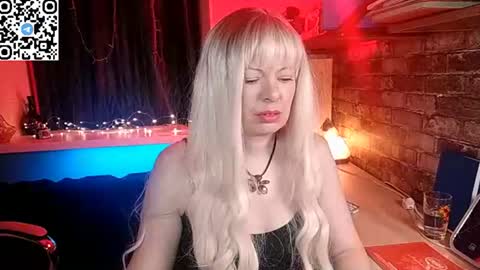 Snapshot of fluffy_duffy962 chatting on 25, 6, 2026 Irene online show from 25, 6, 2026