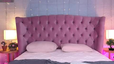 Snapshot of fluffy_ice chatting on 6, 10, 2025 Mia online show from 6, 10, 2025