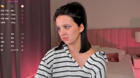 Snapshot of fluffy_waffles chatting on 23, 5, 2026 LilLisa online show from 23, 5, 2026