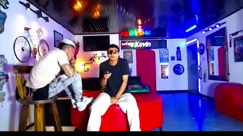 flyckers online show from 8, 4, 2026