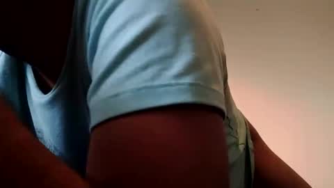 Snapshot of follonwx16xd chatting on 15, 9, 2025 follonwx16xd online show from 15, 9, 2025