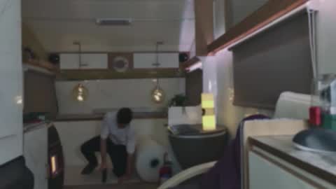 independent model online show from 1, 12, 2025