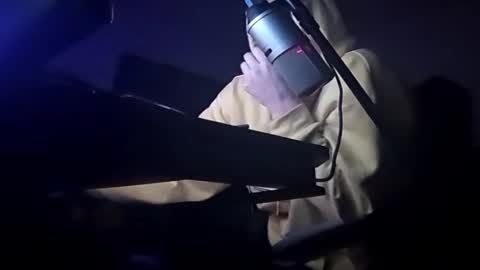 Snapshot of followthewhiterabbittail chatting on 12, 1, 2025 Have fun remembering u online show from 12, 1, 2025