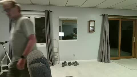 foodforcatfists online show from 17, 9, 2025