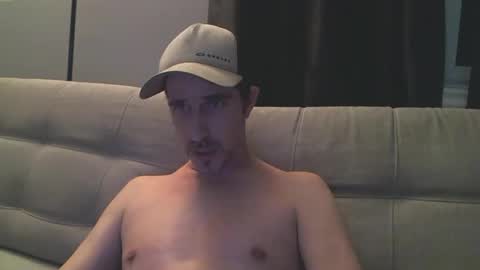 fouraide42 online show from 11, 2, 2025