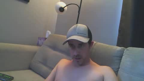 fouraide42 online show from 11, 2, 2025