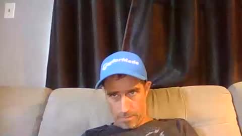 fouraide42 online show from 9, 9, 2025