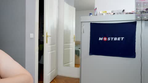 CUSTOM PHOTOS AND VIDEOS -  online show from 6, 12, 2024