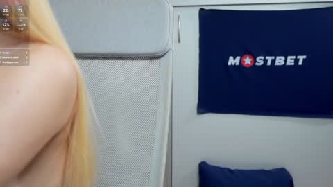 CUSTOM PHOTOS AND VIDEOS -  online show from 24, 12, 2024