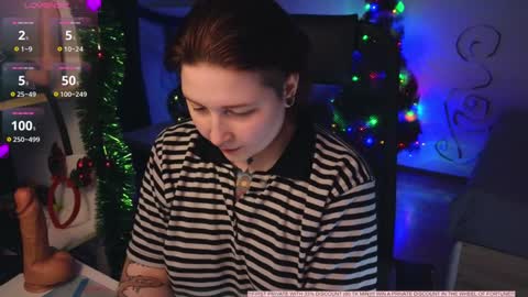 Snapshot of foxgirlandmerguis chatting on 25, 12, 2024 Belinda online show from 25, 12, 2024