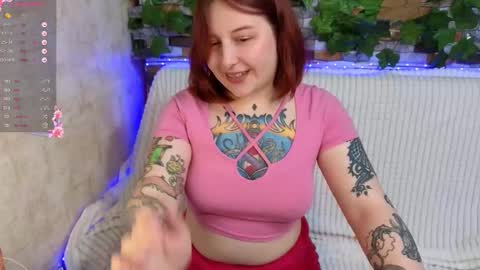 Snapshot of foxgirlandmerguis chatting on 29, 9, 2025 Belinda online show from 29, 9, 2025