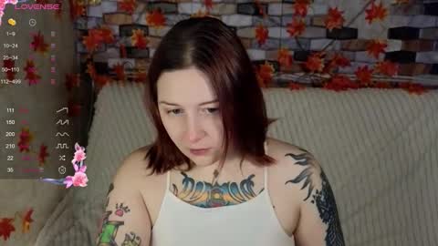 Snapshot of foxgirlandmerguis chatting on 7, 11, 2025 Belinda online show from 7, 11, 2025