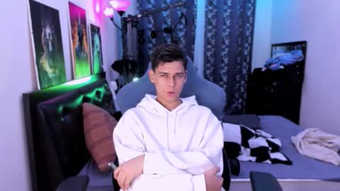 Foxicfu online show from 28, 9, 2025