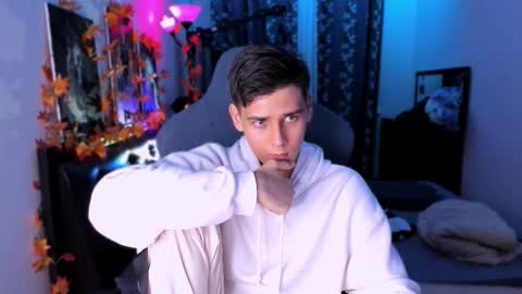 Foxicfu online show from 1, 10, 2025