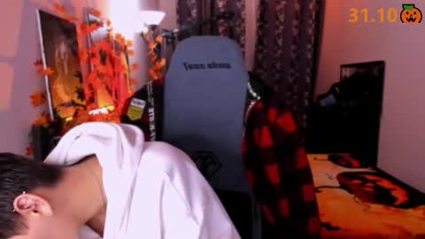 Foxicfu online show from 27, 10, 2025